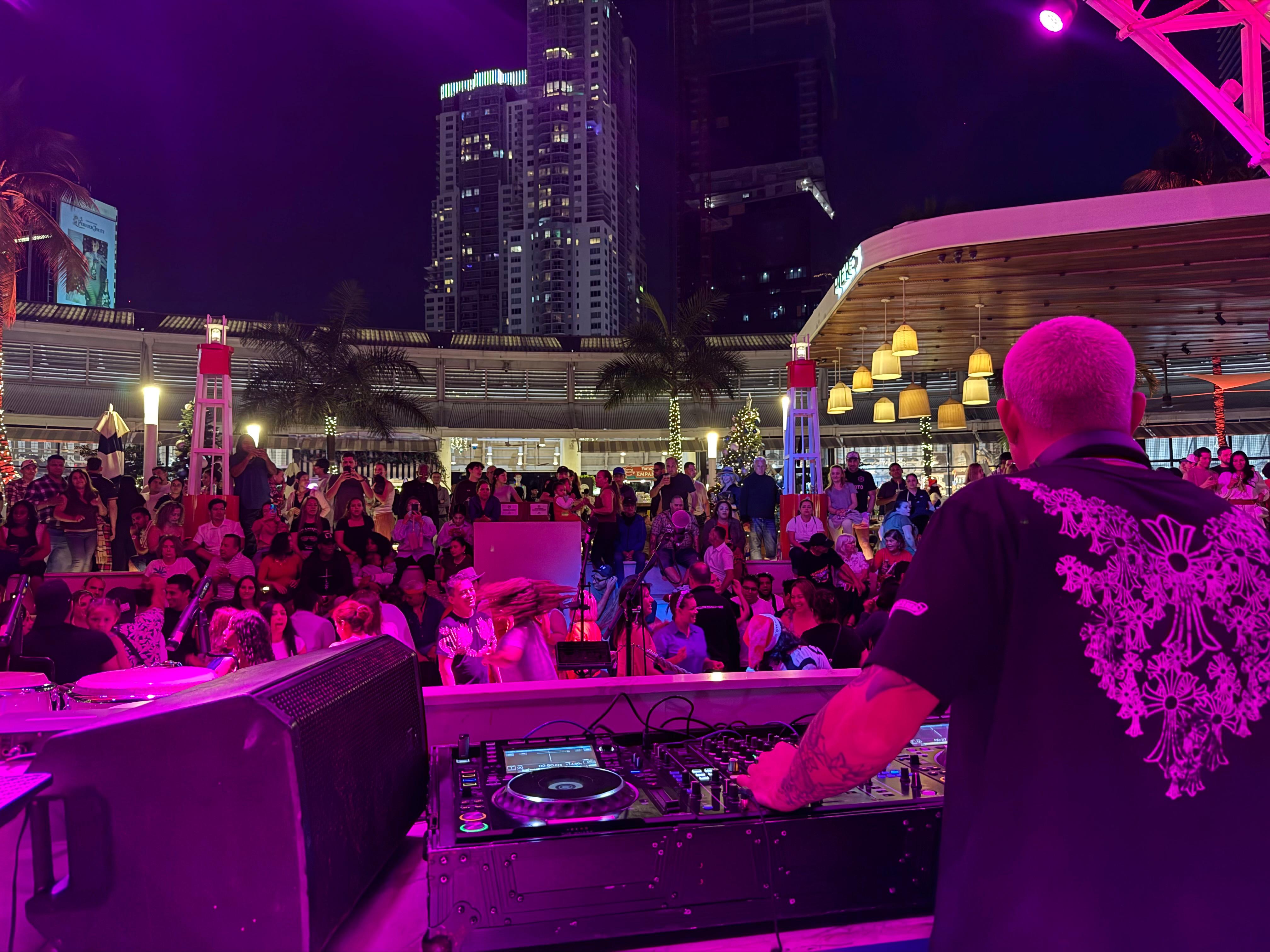 Klaus Hidalgo en vivo Miami